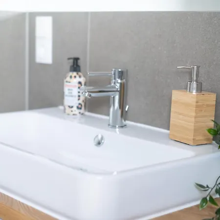 Appartement Fullhouse - - L8 - Balcony - Smarttv - Nespresso *