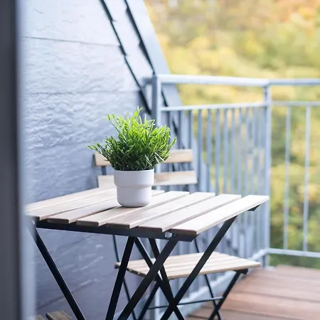 Fullhouse - - L8 - Balcony - Smarttv - Nespresso