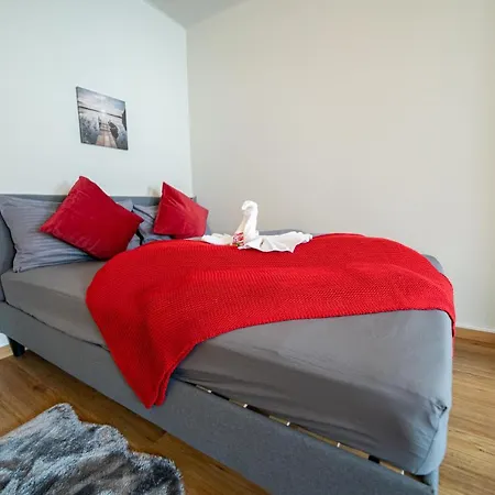 Fullhouse - - L8 - Balcony - Smarttv - Nespresso Appartement