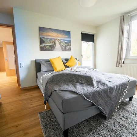 Apartment Fullhouse - - L8 - Balcony - Smarttv - Nespresso *