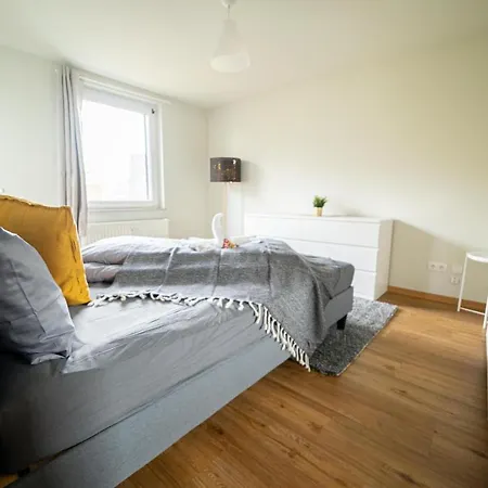 Fullhouse - - L8 - Balcony - Smarttv - Nespresso *