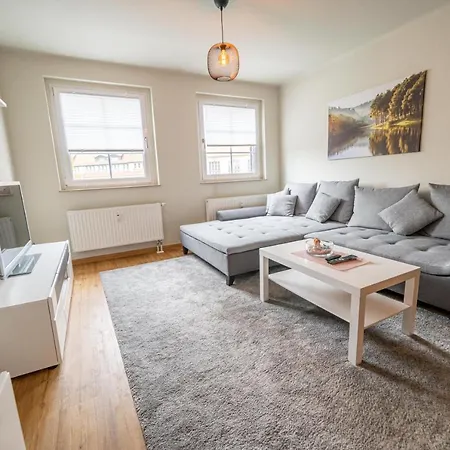 Apartment Fullhouse - - L8 - Balcony - Smarttv - Nespresso