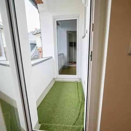 Fullhouse - - L8 - Balcony - Smarttv - Nespresso Appartement Zwickau