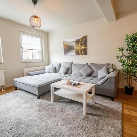 Appartement Fullhouse - - L8 - Balcony - Smarttv - Nespresso *