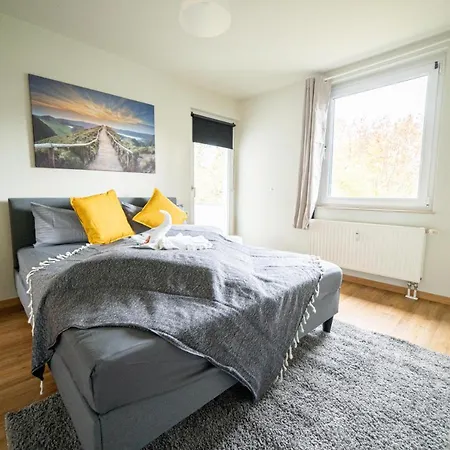 Fullhouse - - L8 - Balcony - Smarttv - Nespresso Zwickau