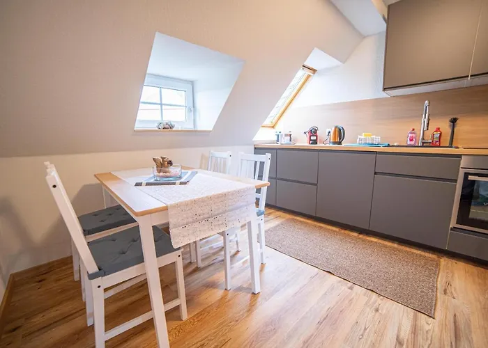 Fullhouse - - L8 - Balcony - Smarttv - Nespresso اتسوكو