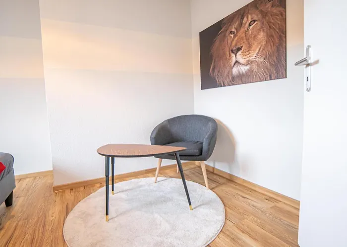 Fullhouse - - L8 - Balcony - Smarttv - Nespresso شقة *