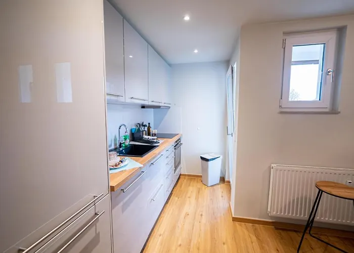 شقة Fullhouse - - L8 - Balcony - Smarttv - Nespresso *